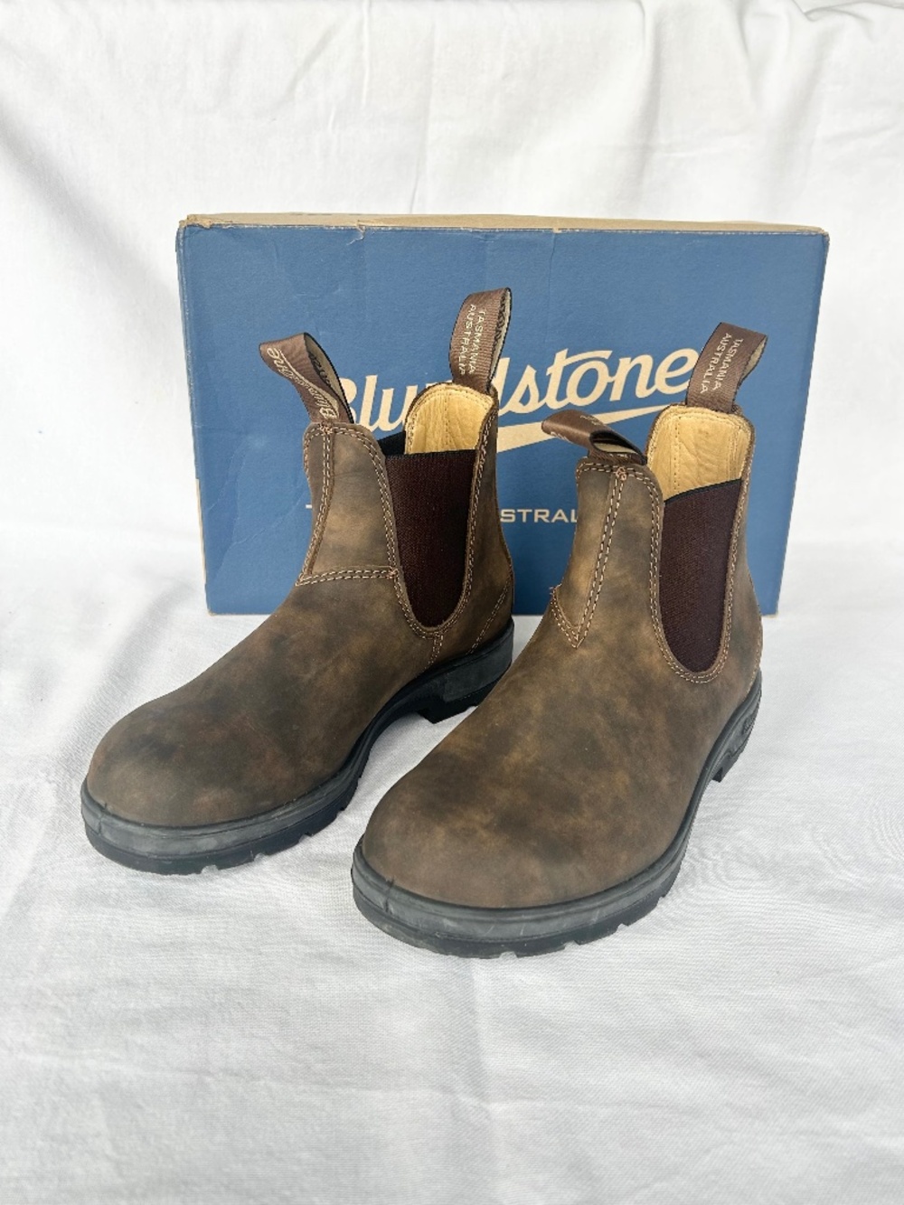 BLUNDSTONE 585 CHELSEA BOOTS AUS 3.5, US Women’s 6.5